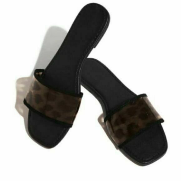 NIB Animal Print Flats SLIDES SIZE 7 Black Sandals - Picture 8 of 8